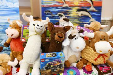 Heydar Aliyev Foundation sends New Year gifts to orphanages and boarding schools