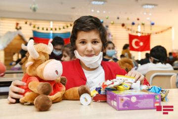 Heydar Aliyev Foundation sends New Year gifts to orphanages and boarding schools