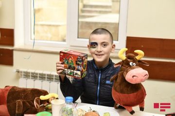 Heydar Aliyev Foundation sends New Year gifts to orphanages and boarding schools