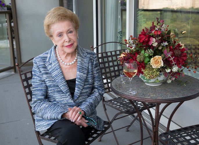 Mary Higgins Clark dies at 92