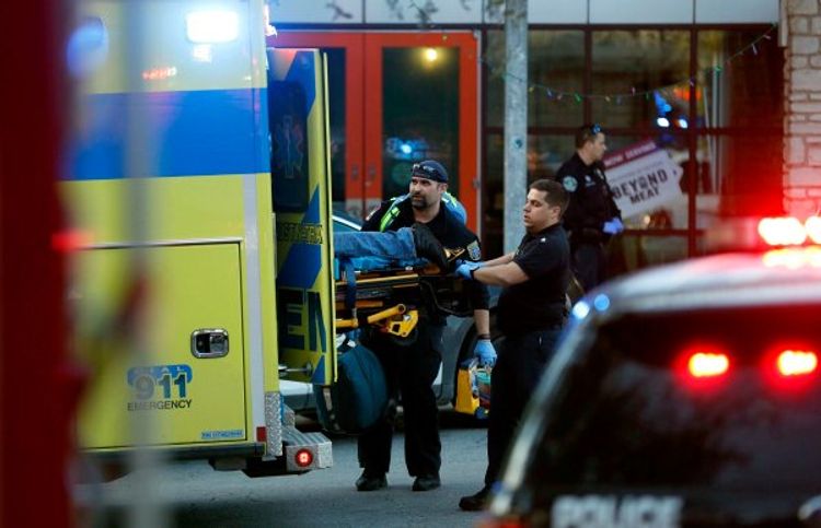 At Least 2 killed, 1 injured in shooting in Texas