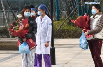 7 novel coronavirus-infected patients cured and discharged from hospital in Hangzhou