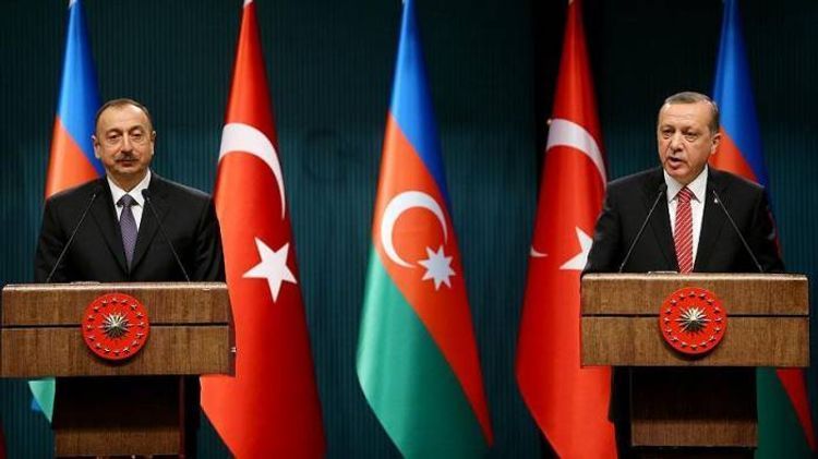 President Ilham Aliyev offers condolences to Turkish counterpart