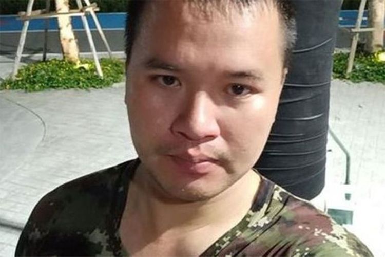 Thai armed soldier kills 17, takes hostage 16 - UPDATED 3 - VIDEO