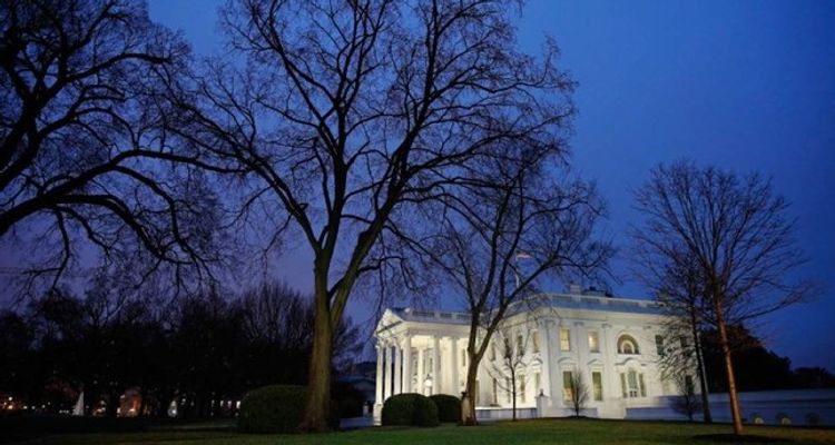 Man arrested outside White House after threatening to kill Trump