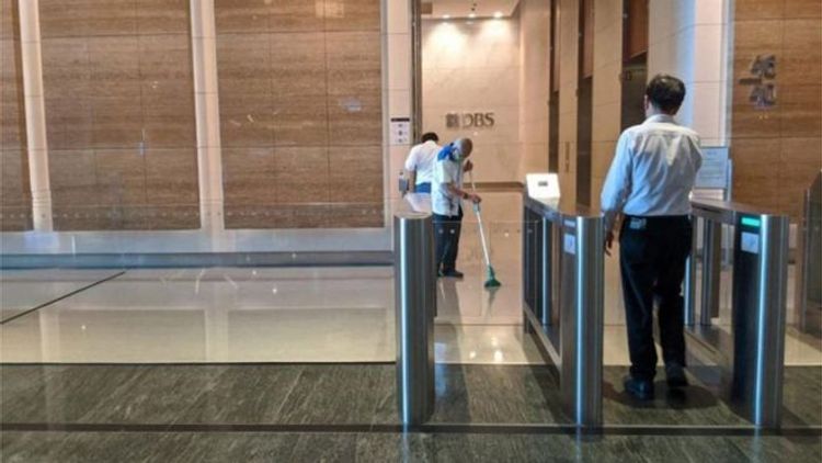 Singapore bank evacuated over coronavirus case
