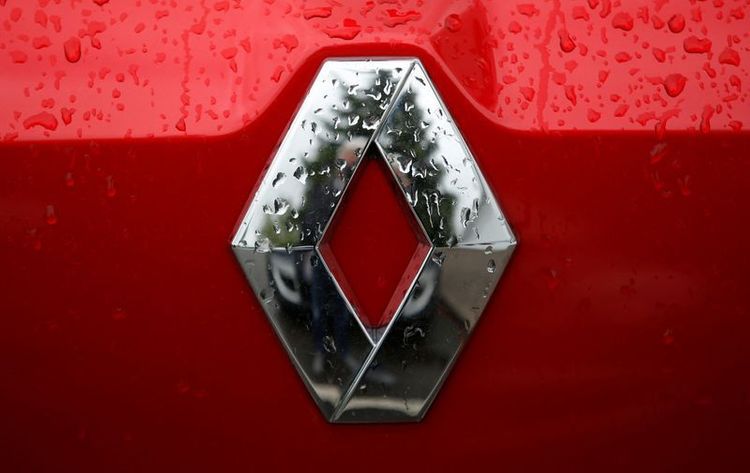 Renault cuts dividend, slices profit goal for 2020