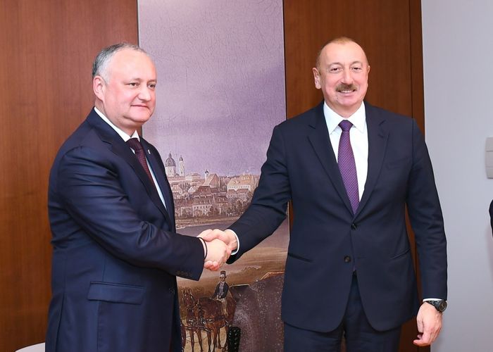 President Ilham Aliyev met with Moldovan President Igor Dodon in Munich