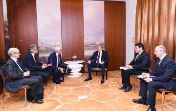 President Ilham Aliyev met with Chief Executive Officer of Leonardo company - UPDATED