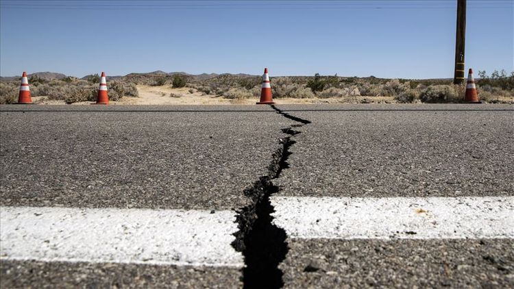Quake hits near Iranian island, no casualties