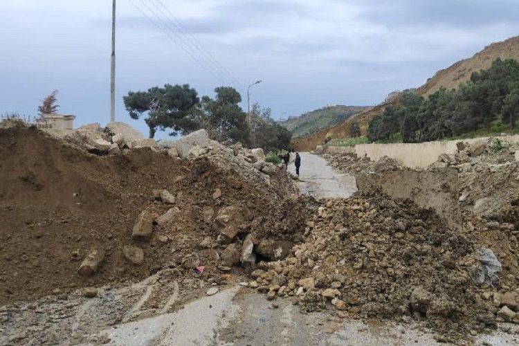 MENR reveals reason for land collapse in Baku's Badamdar 