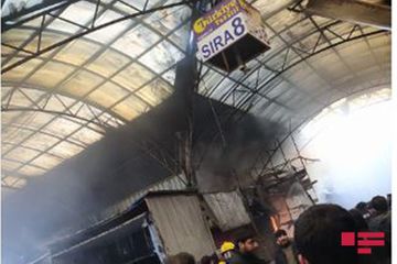 Azerbaijani MES extinguishes the fire at "Sadarak" Shopping Centre in Baku - PHOTO - VIDEO - UPDATED-2