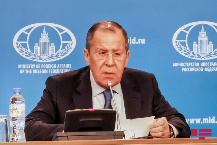 Russian FM: "Russia lends its support to the Syrian Army in Idlib"