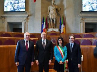 Azerbaijani President meets with Mayor of Rome  - PHOTO