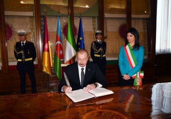 Azerbaijani President meets with Mayor of Rome  - PHOTO