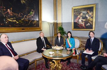 Azerbaijani President meets with Mayor of Rome  - PHOTO