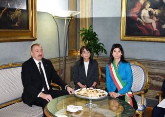 Azerbaijani President meets with Mayor of Rome  - PHOTO