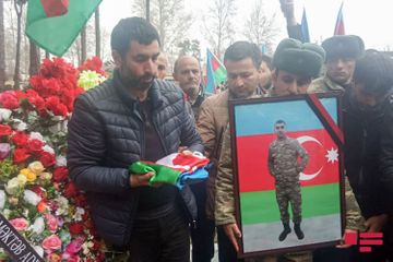 Serviceman whose corpse was found on Azerbaijan-Armenia border laid to rest
