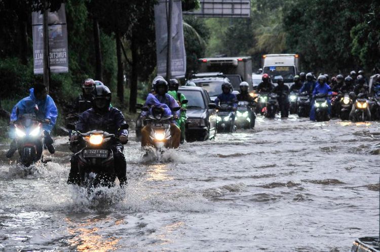 Indonesia's capital hit by serious flooding for second time this year
