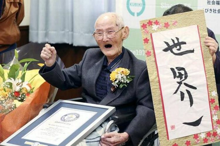 World’s oldest man, who said secret was smiling, dies at 112