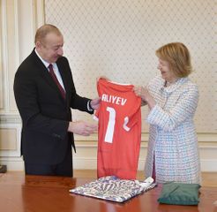 President Ilham Aliyev received delegation led by UK Prime Minister's Trade Envoy to Azerbaijan