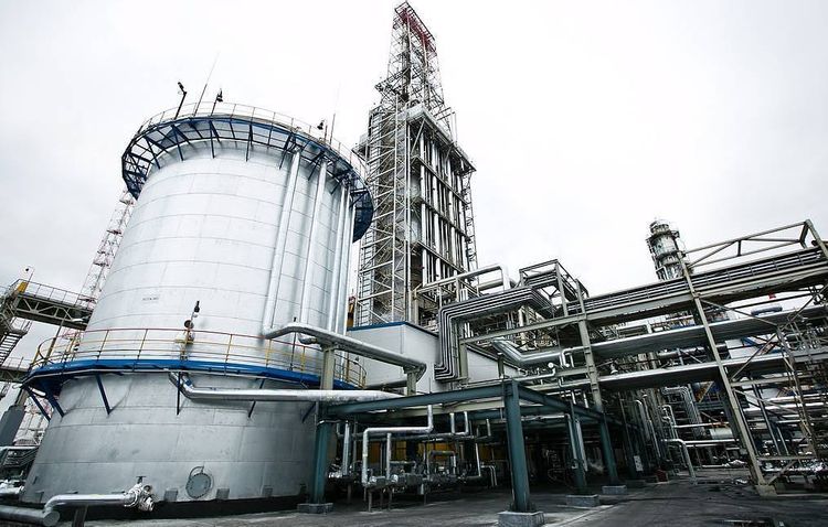 Russia halts oil supplies to Belarus