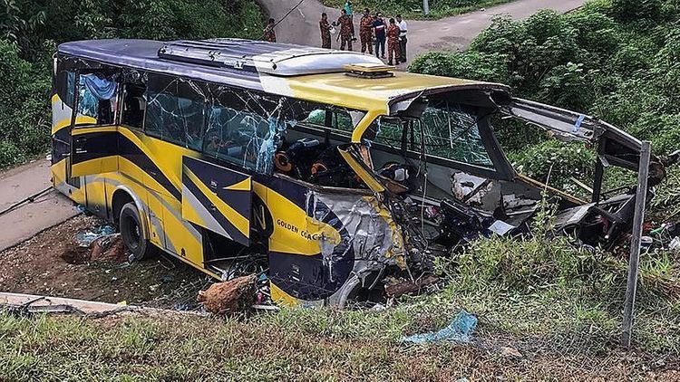 22 killed, 10 injured in traffic collision in Myanmar