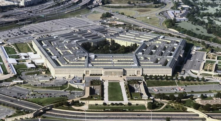 Pentagon to deploy thousands of additional troops to Middle East
