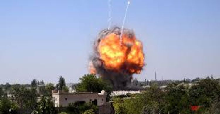 Airstrike hits Iraqi-Syrian border