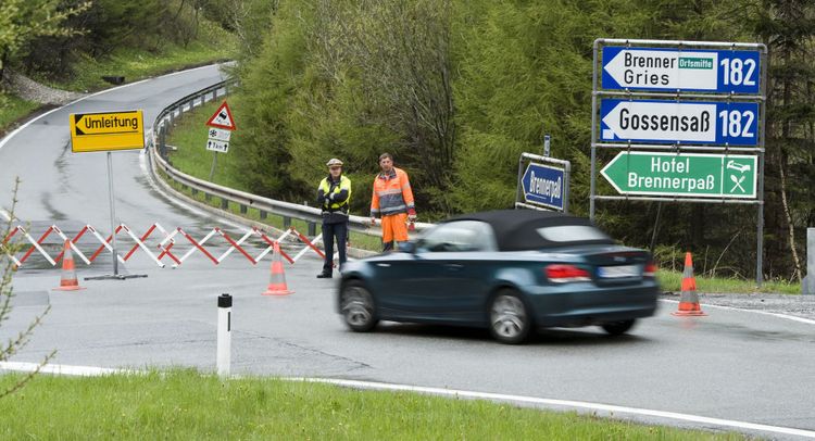 Six dead after car drives into German tour group in South Tyrol