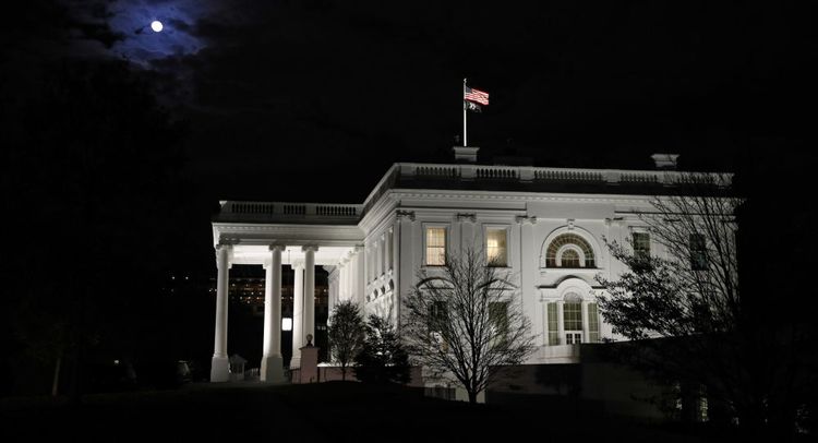 White House begins drafting possible sanctions against Iraq