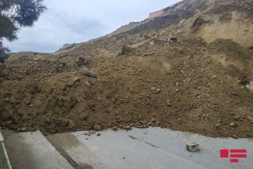 Landslide occurred in Baku’s Badamdar settlement, road closed - UPDATED-1 - PHOTO