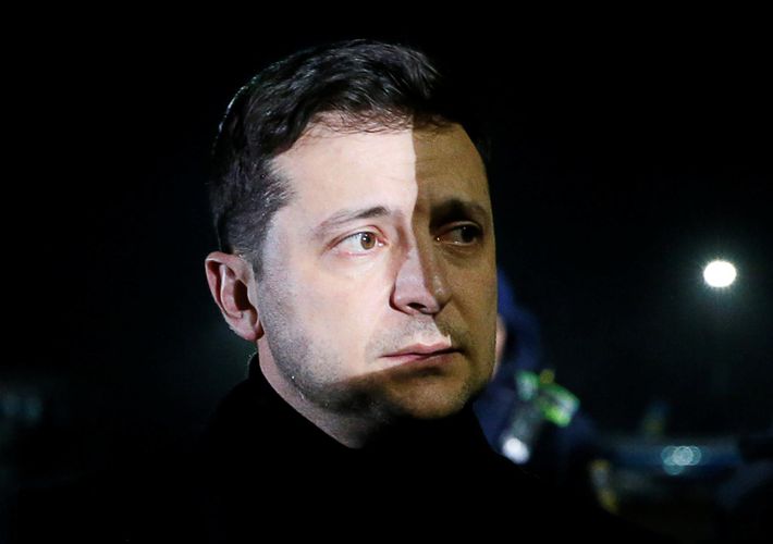 Pompeo offers Ukraine's Zelenskiy U.S. help in Iran crash probe