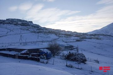 Snow falls on northern region of Azerbaijan, temperature drops to -11