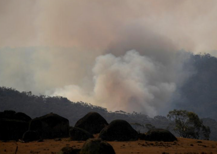 Australian firefighter dies battling blazes, raising death toll to 28