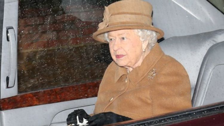 Queen and Prince Harry to hold talks over Sussexes' future