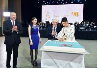 President Ilham Aliyev attended ceremony to celebrate 90th anniversary of renowned oil scientist and geologist, academician Khoshbakht Yusifzade - UPDATED