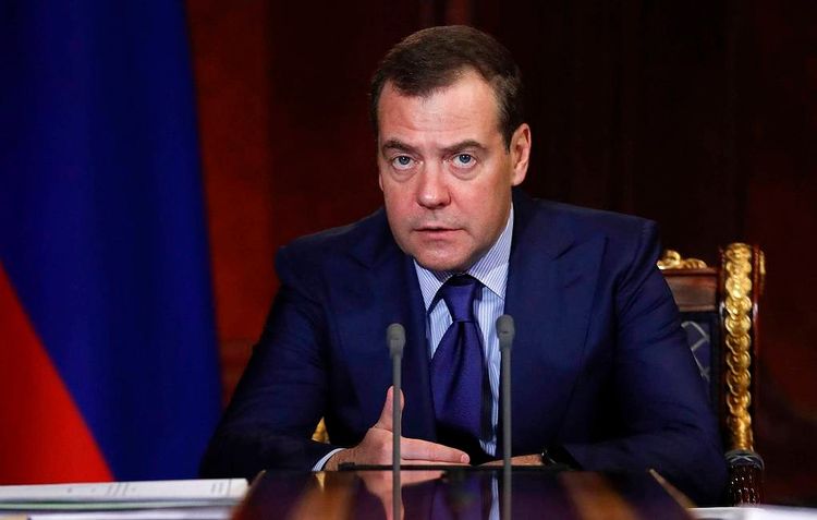 Russian government resigns - UPDATED