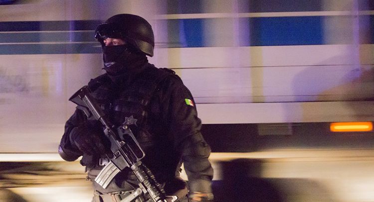 Armed group sets fire to at least 20 houses in Mexican state of Chihuahua 