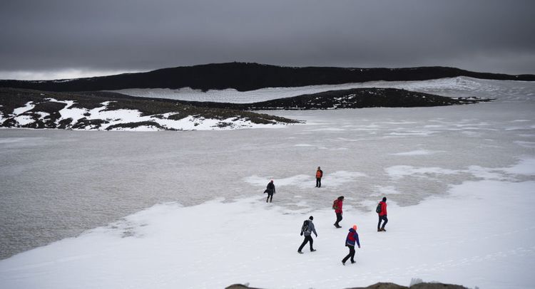 Couple freezes to death walking to site of mysterious plane crash in Iceland