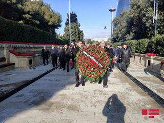 Members of Azerbaijan Elders Council  paid tribute to martyrs of January 20  