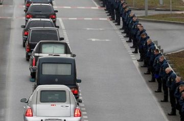 Bodies of Ukrainian victims of Iran plane crash returned home - PHOTO