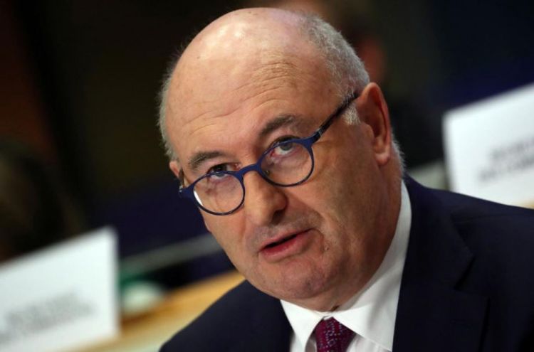 EU trade chief: EU won't meet China halfway in investment talks