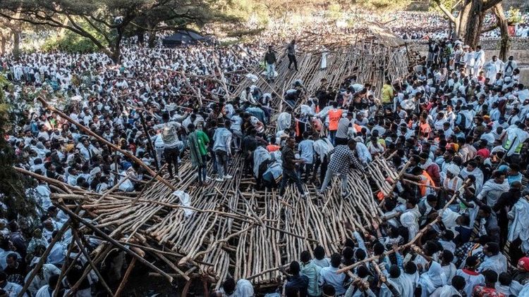3 killed, 100-plus hurt in collapse during Ethiopia ceremony
