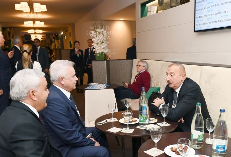 President Ilham Aliyev met with LUKOIL president in Davos
