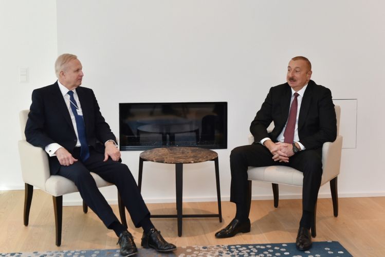 Discussions held over new project on development of Azeri-Chirag-Guneshli block in Davos