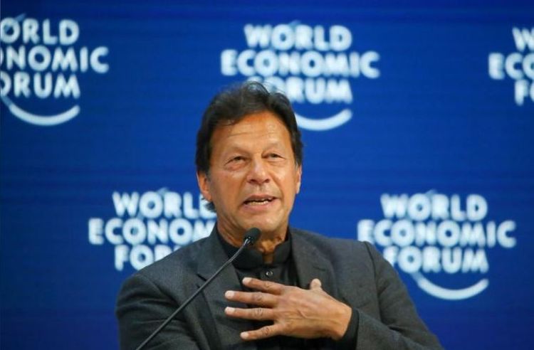 Pakistan's Khan calls for U.N. action on India dispute