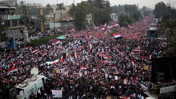 12 dead, hundreds wounded as protesters clash with Iraq security forces
