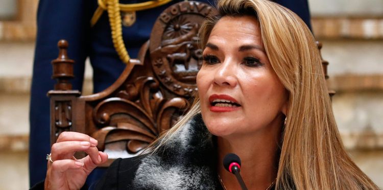 Bolivia's interim president asks all ministers to resign
