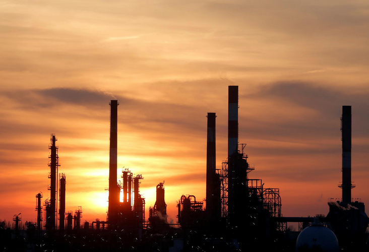 Oil falls for sixth day as China virus spreads